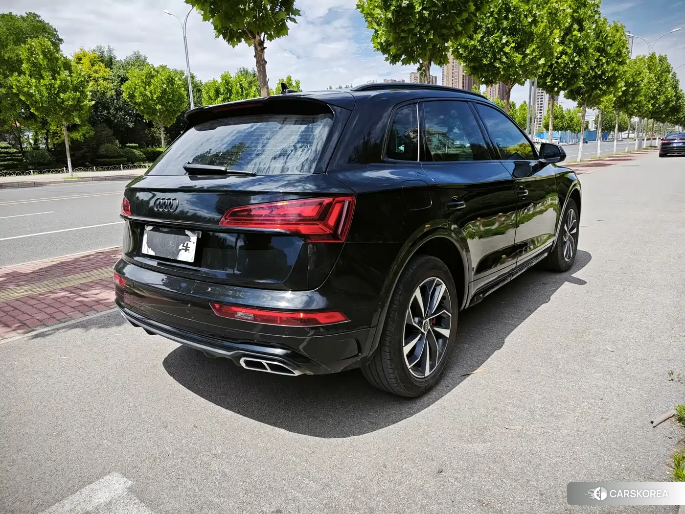 Audi Q5L id 4679504 из Китая 12