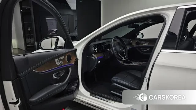 Mercedes-Benz E-Class W213 id 2984499 из Кореи 20