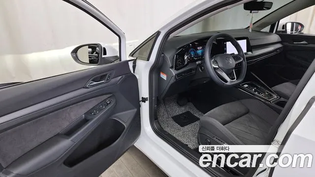 Volkswagen Golf 8th Generation id 2718358 из Кореи 20