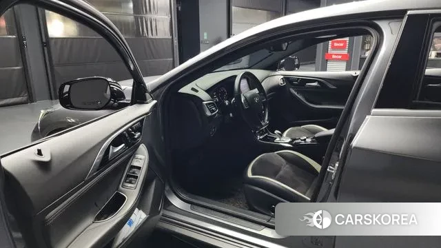 Infiniti Q30 id 3578737 из Кореи 20