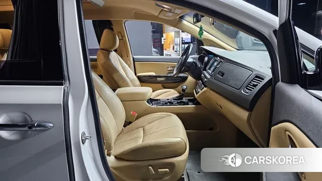 Kia The New Carnival id 3413037 из Кореи 20