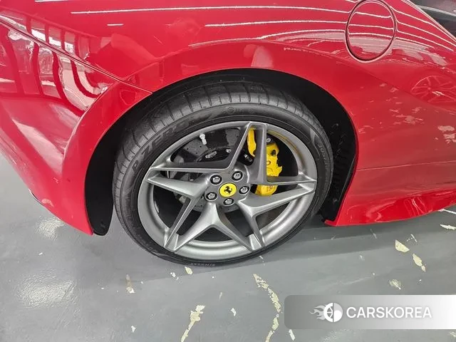 Ferrari F8 Spider id 2960511 из Кореи 14
