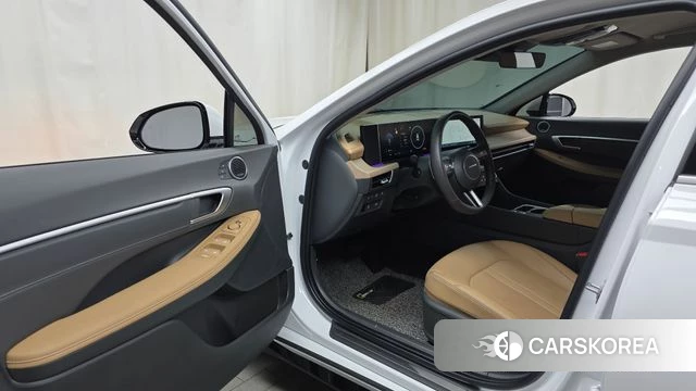 Hyundai Sonata D Edge Hybrid (DN8) id 4359844 из Кореи 32