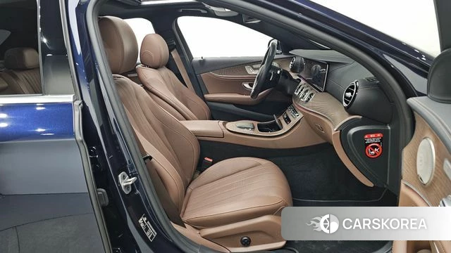 Mercedes-Benz E-Class W213 id 4202045 из Кореи 35