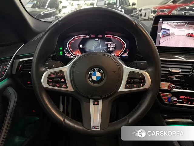 BMW 5 Series (G30) id 3453232 из Кореи 20