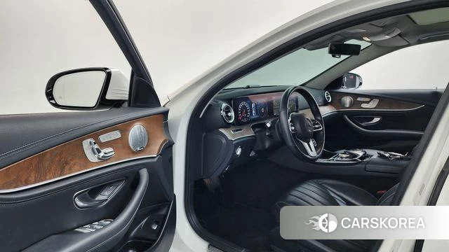 Mercedes-Benz E-Class W213 id 3905552 из Кореи 20