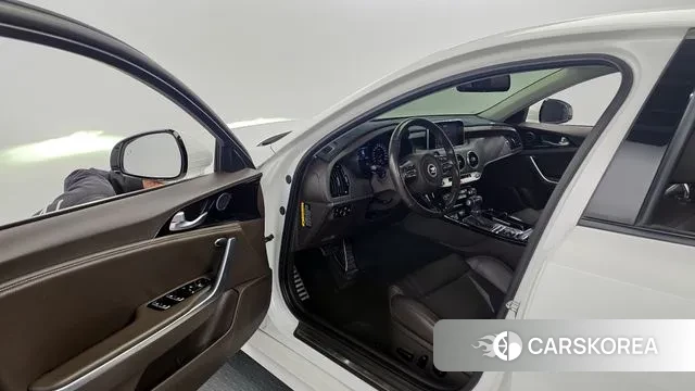 Kia Stinger id 3357418 из Кореи 20