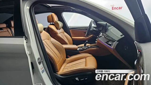 BMW 5 Series (G30) id 2689432 из Кореи 20