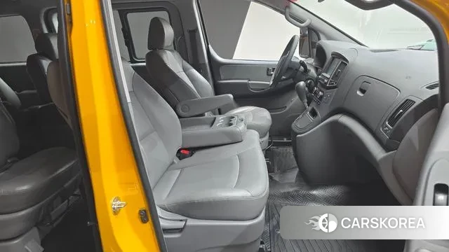 Hyundai The New Grand Starex id 3778182 из Кореи 20