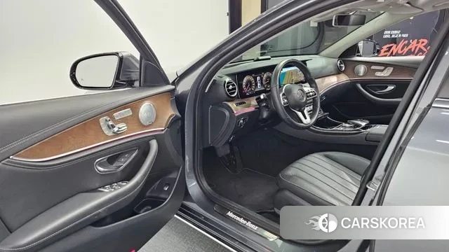 Mercedes-Benz E-Class W213 id 3319302 из Кореи 20