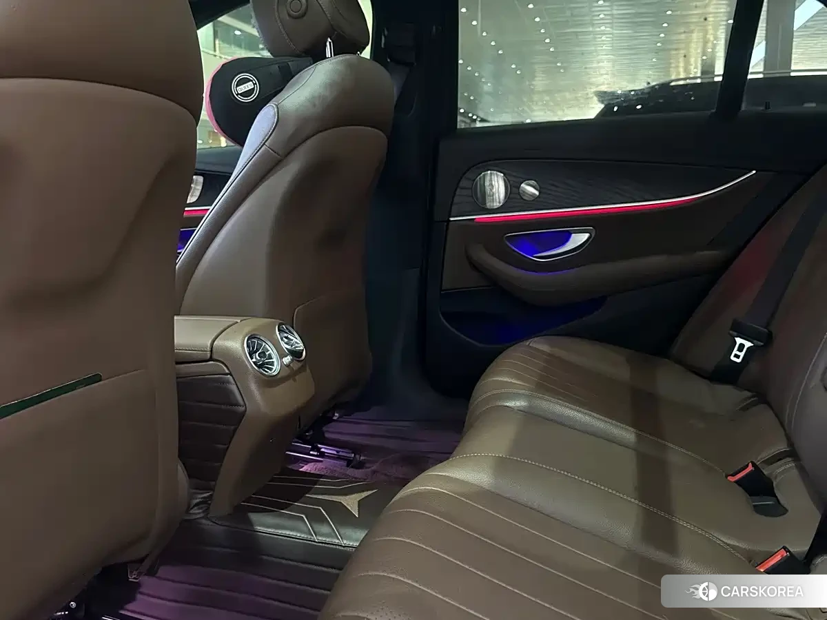 Mercedes-Benz E-Class id 4600664 из Китая 13
