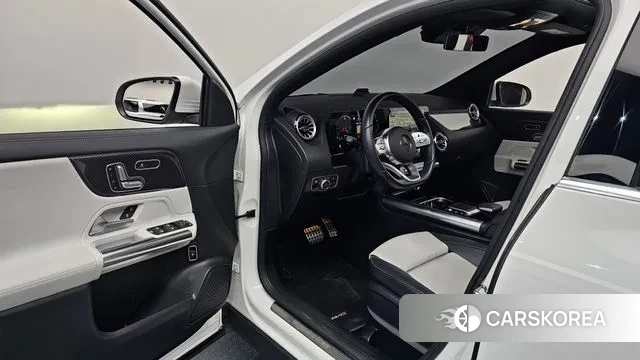 Mercedes-Benz GLA - Class H247 id 3360354 из Кореи 20