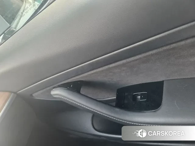 Tesla Model 3 id 3059997 из Кореи 12