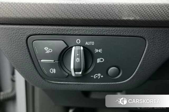 Audi Q5L Sportback id 4210702 из Китая 22