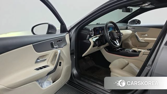 Mercedes-Benz A-Class W177 id 4784882 из Кореи 37