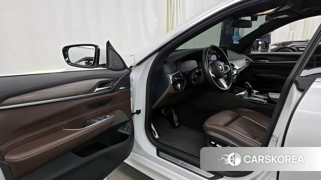 BMW 6 Series GT (G32) id 3941677 из Кореи 20