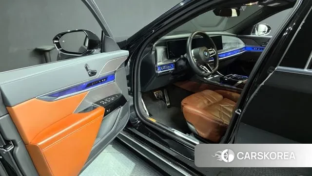 BMW 7 Series (G70) id 3544787 из Кореи 20