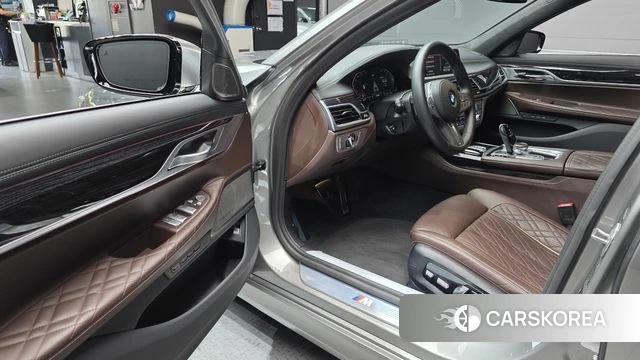 BMW 7 Series (G11) id 4550949 из Кореи 32