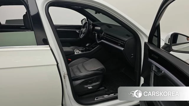 Volkswagen Touareg 3rd generation id 4708033 из Кореи 36