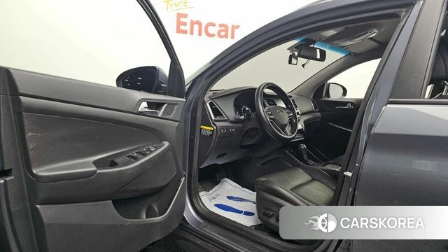 Hyundai All New Tucson id 4339872 из Кореи 32