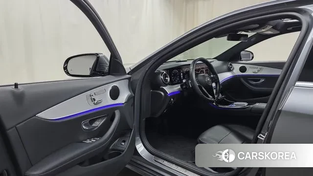 Mercedes-Benz E-Class W213 id 3676447 из Кореи 20