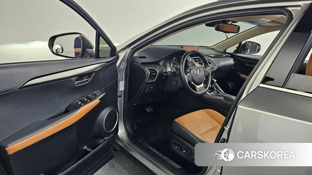 Lexus NX300h id 4384787 из Кореи 20