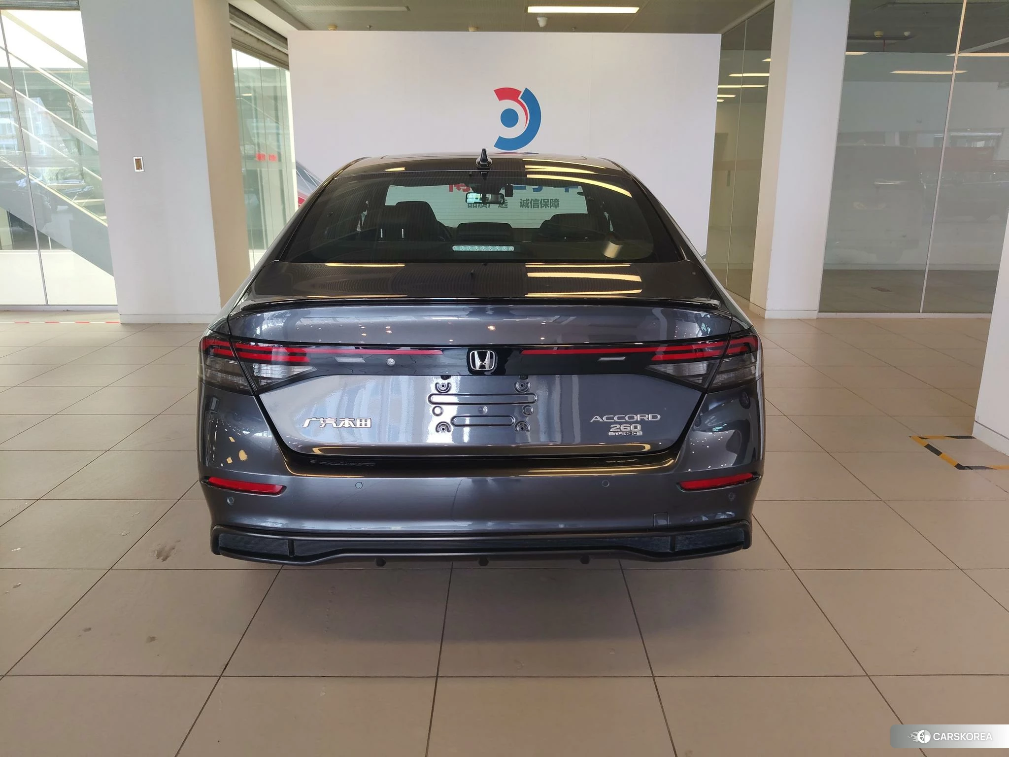 Honda Accord id 4512718 из Китая 36