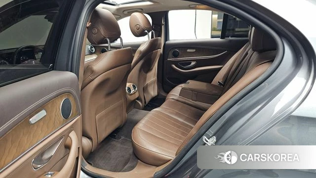 Mercedes-Benz E-Class W213 id 4770768 из Кореи 34