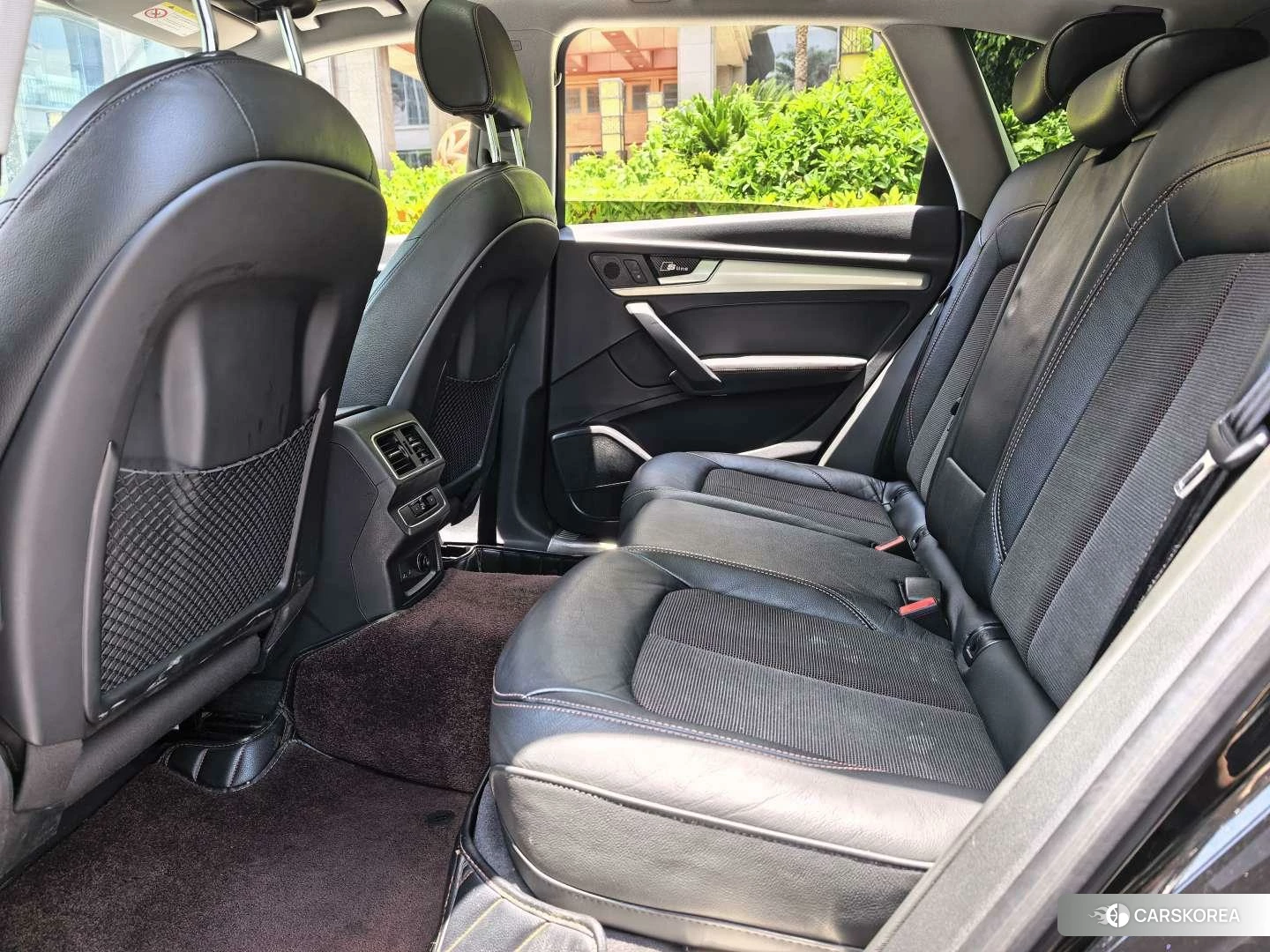 Audi Q5L id 4440872 из Китая 18