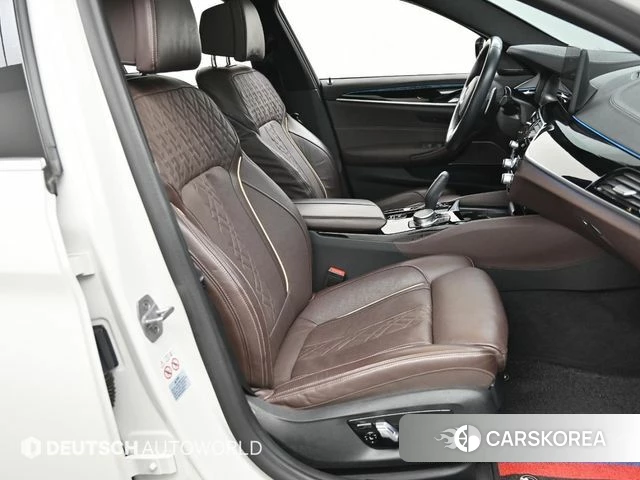 BMW 5 Series (G30) id 4355896 из Кореи 20