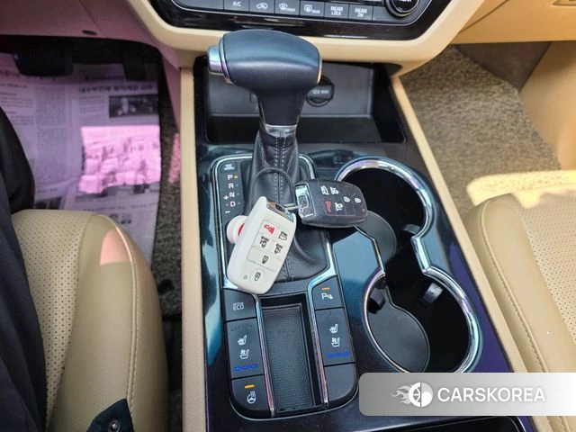 Kia The New Carnival id 3845669 из Кореи 20