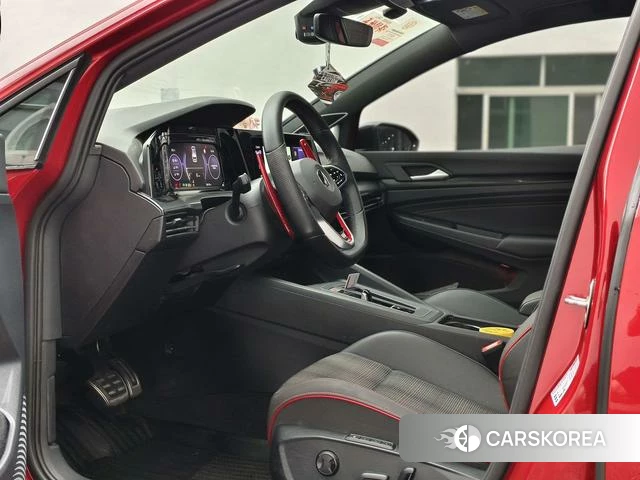 Volkswagen Golf GTI id 4301080 из Китая 15