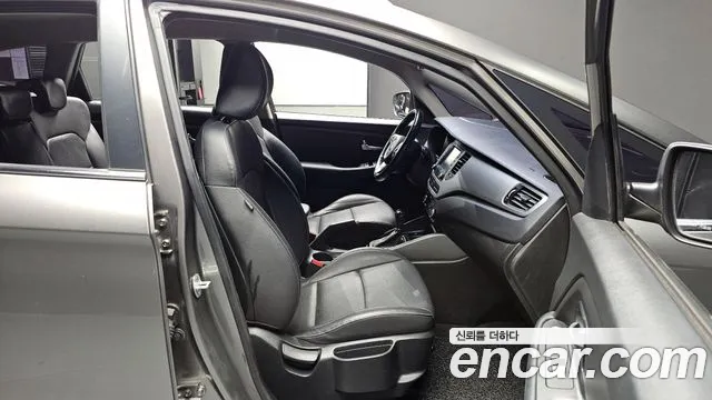 Kia The New Carens id 2835021 из Кореи 20