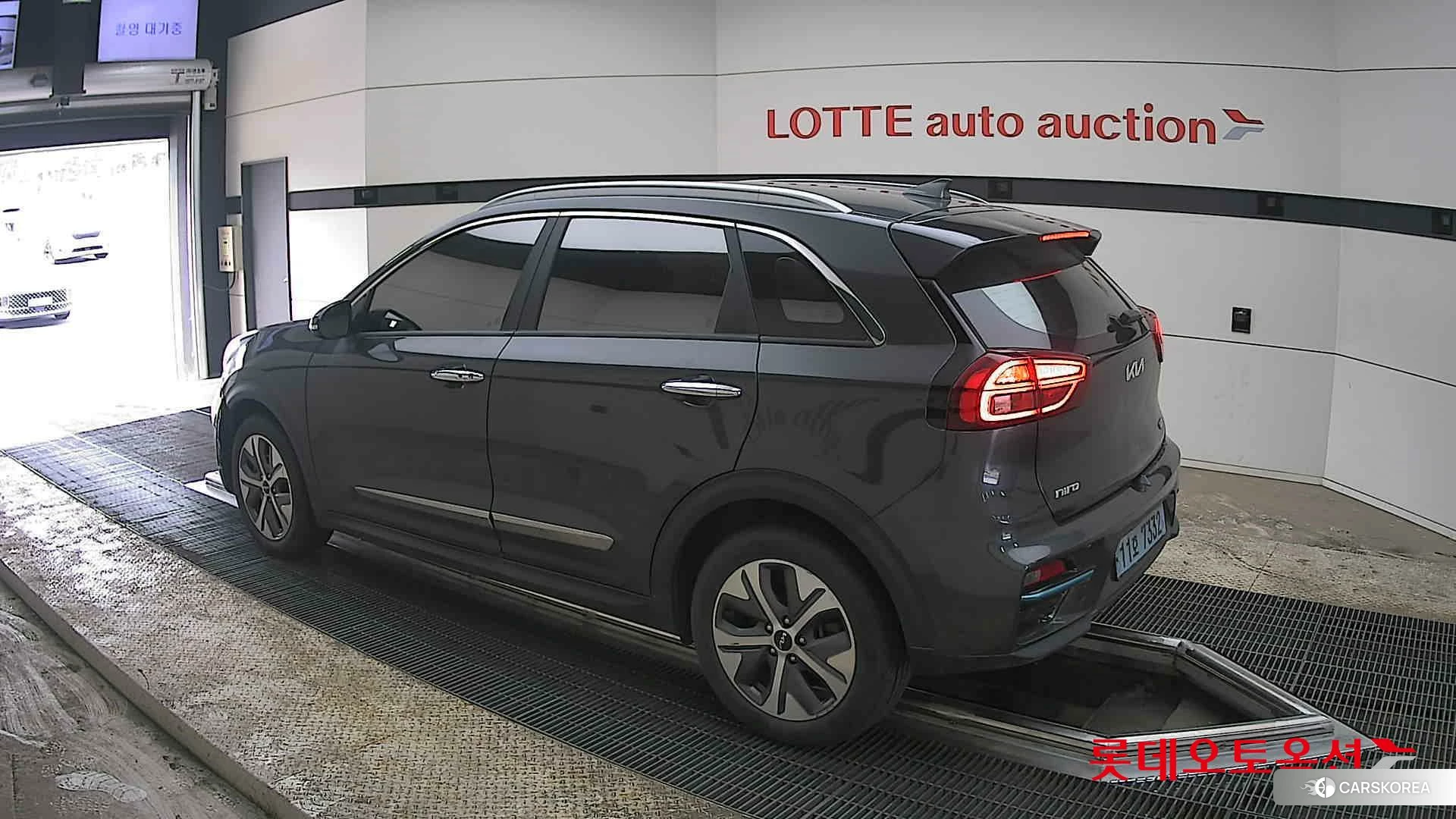 Kia Niro EV id 3875764 из Кореи 38