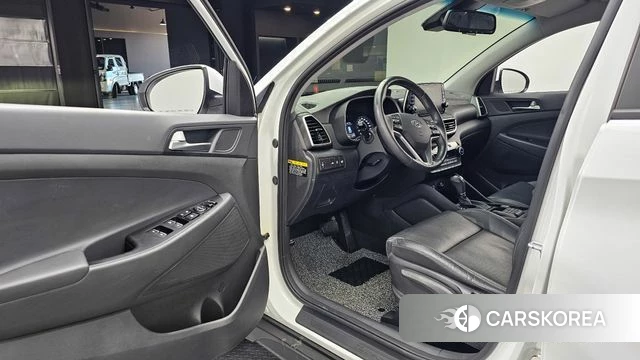 Hyundai All New Tucson id 4344932 из Кореи 32