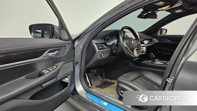 BMW 7 Series (G11) id 3845899 из Кореи 20