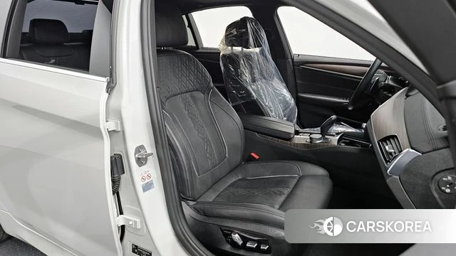 BMW 5 Series (G30) id 3886489 из Кореи 20