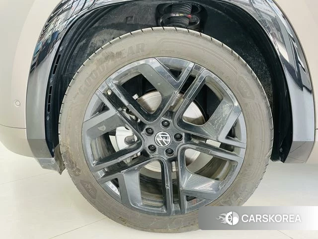 Volkswagen Tourang id 4333908 из Китая 20