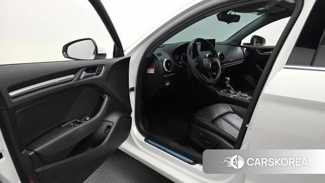 Audi New A3 id 4435653 из Кореи 30