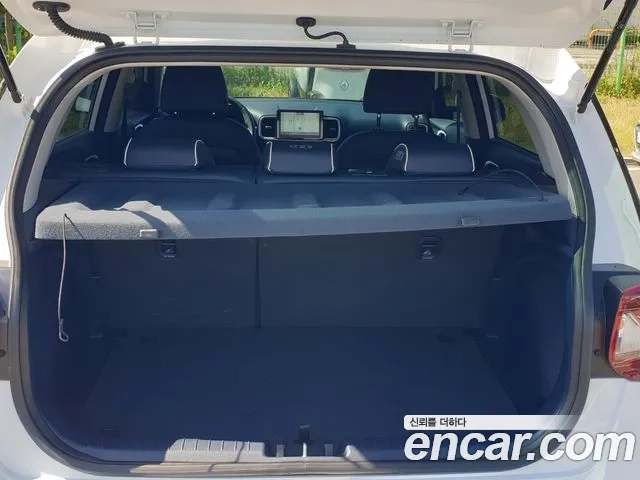 Hyundai Venue id 2925130 из Кореи 17