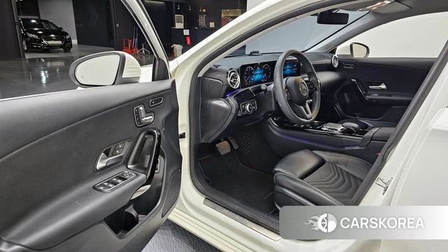 Mercedes-Benz A-Class W177 id 3866733 из Кореи 18