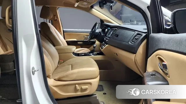 Kia The New Carnival id 3723296 из Кореи 20