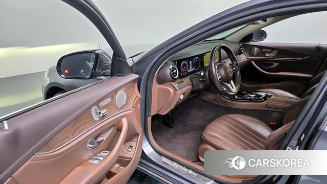 Mercedes-Benz E-Class W213 id 4339647 из Кореи 20