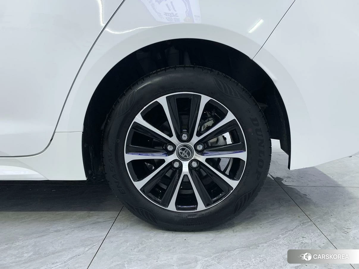 Toyota Levin id 4504739 из Китая 22