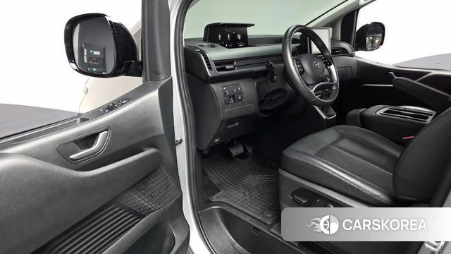Hyundai Staria id 3858960 из Кореи 20