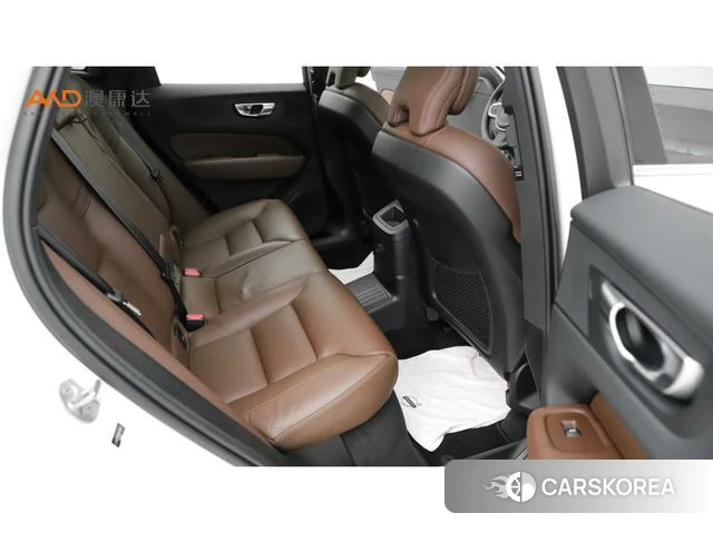 Volvo XC60 PHEV id 4215702 из Китая 10