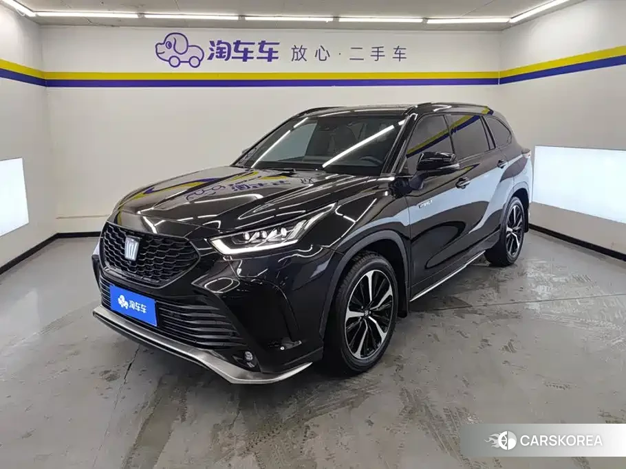 Toyota Crown id 4628108 из Китая 16