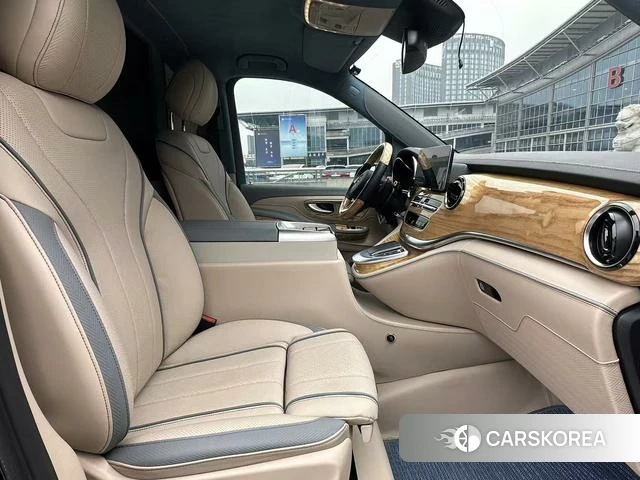 Mercedes-Benz V-class id 4299730 из Китая 14