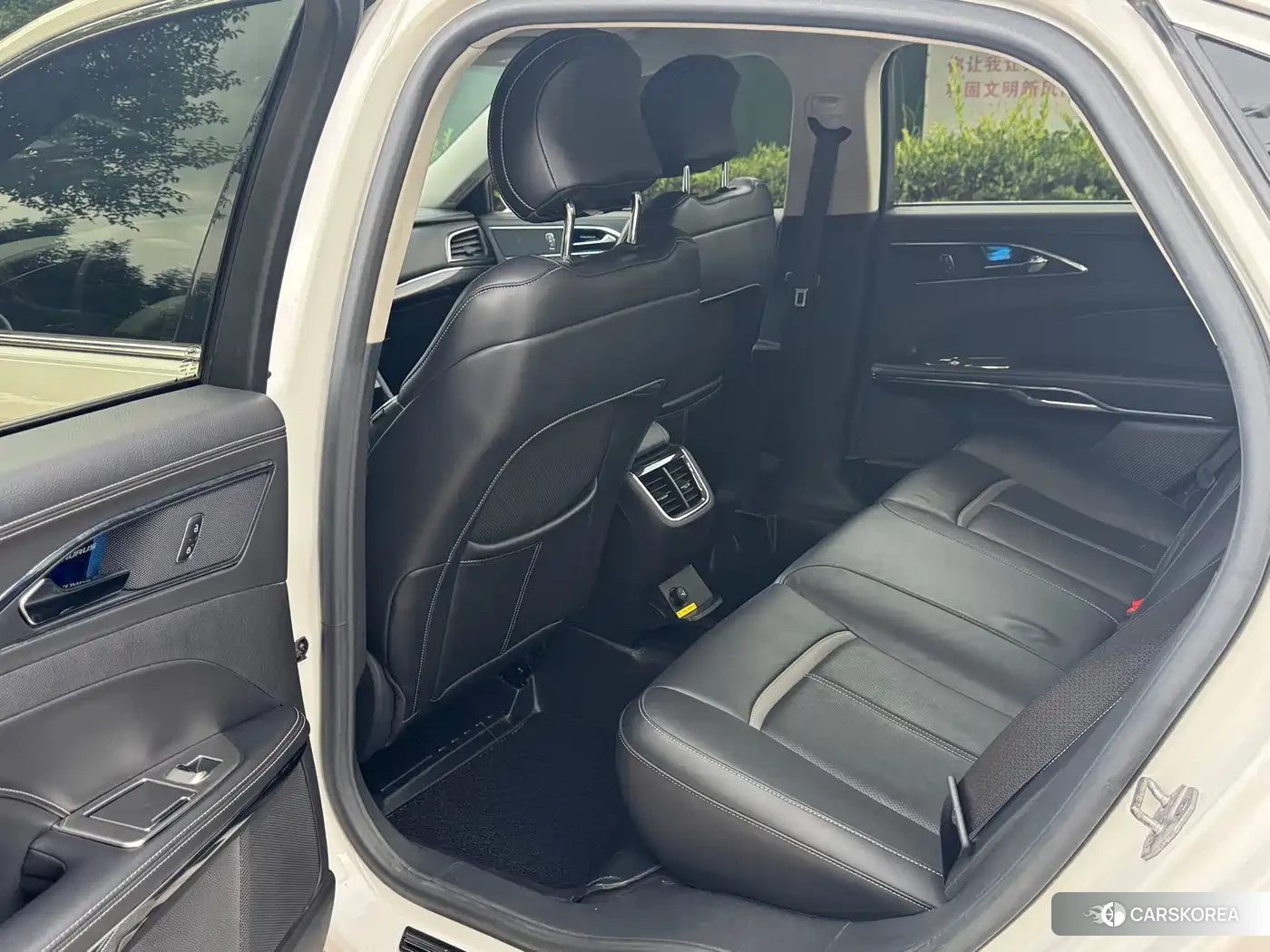 Ford Taurus id 4576788 из Китая 17