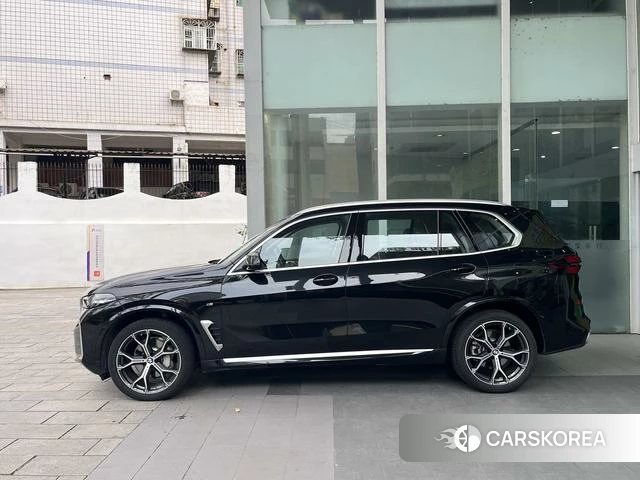 BMW X5 id 4265521 из Китая 10